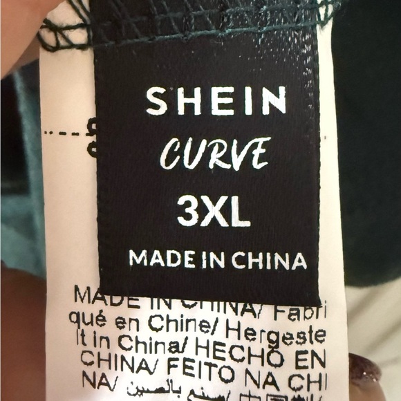 SHEIN Plus Women’s Casual Moss Green Hollow Laser Cut Short Sleeve Tee 3XL (18) - Picture 8 of 10